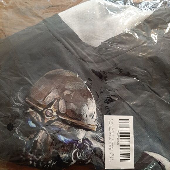 New Men's Small 3D Skull Graphic Skeleton Robot Shirt - Picture 5 of 5